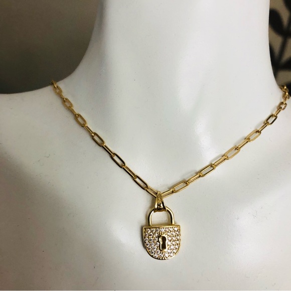 18K Saudi Paperclip Necklace with padlock pendant 14” - Picture 4 of 7